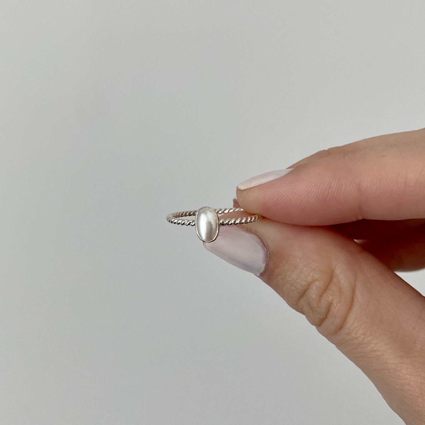 Oval Pearl Minimalist Ring